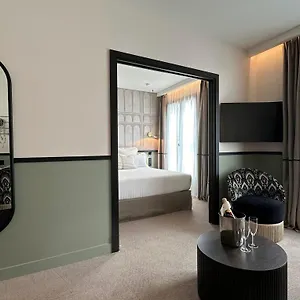 Hotel Grand Coeur Latin Paris